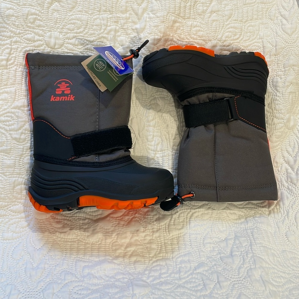 NWT Kamik Children Winter Boots